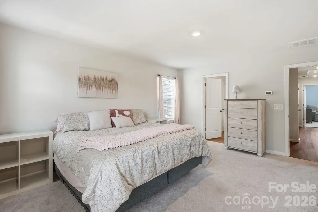 9830 Old Garden Circle Gastonia NC 28056