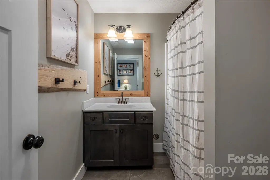 11 Ibbie Roberts Road Alexander NC 28701