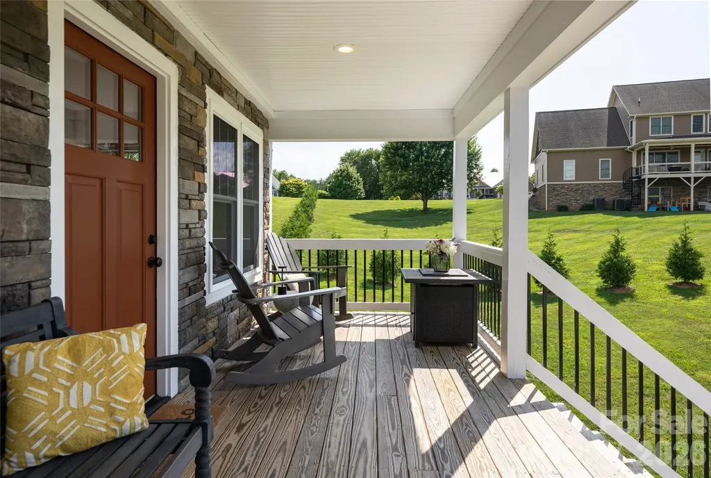 11 Ibbie Roberts Road Alexander NC 28701