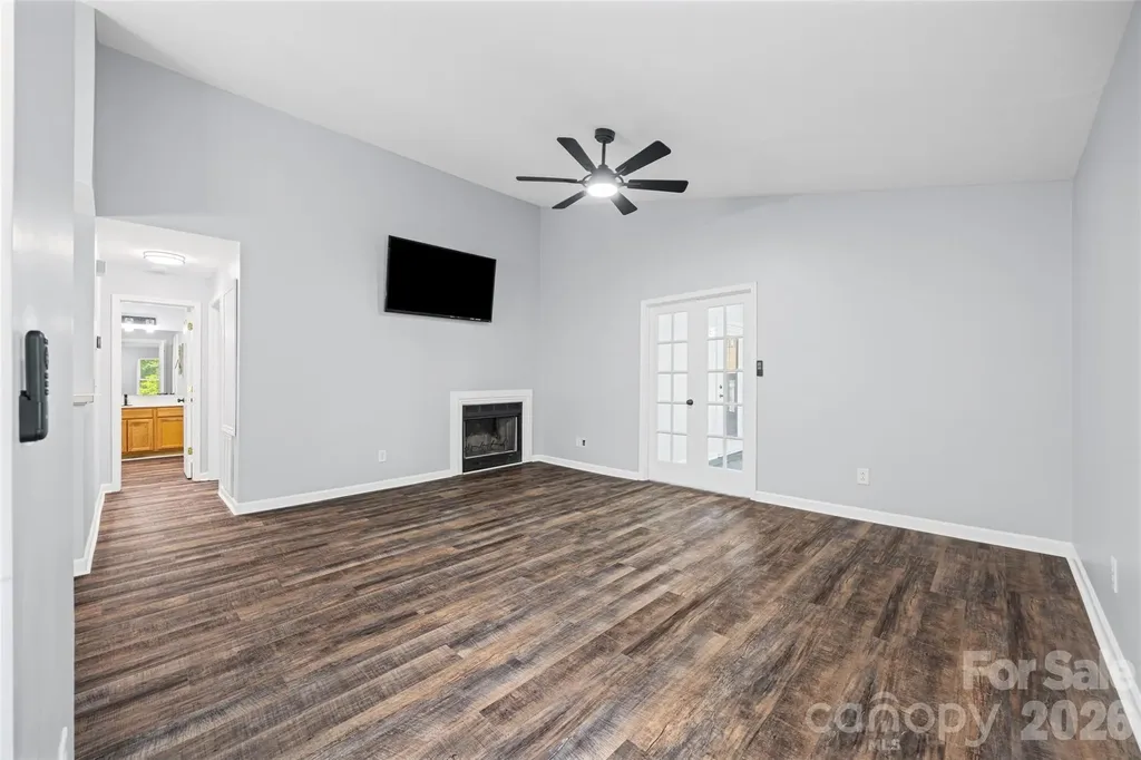 8119 Tremaine Court Charlotte NC 28227