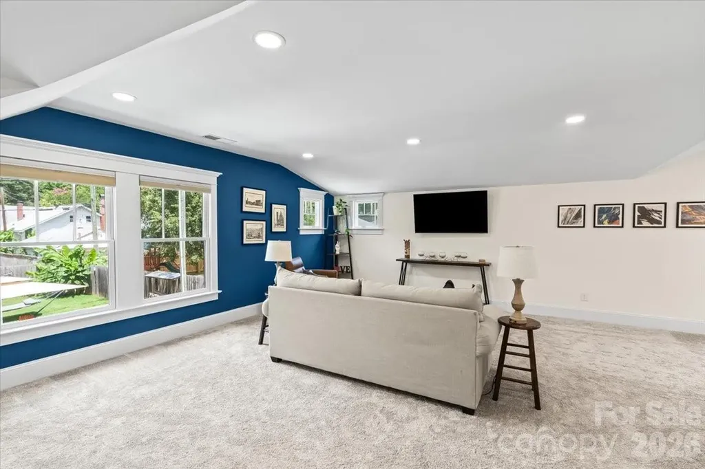 1931 Chatham Avenue Charlotte NC 28205