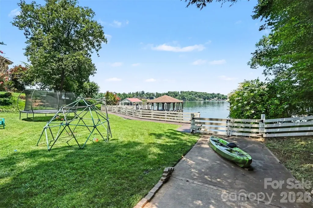4444 3rd Street Lane NW Hickory NC 28601