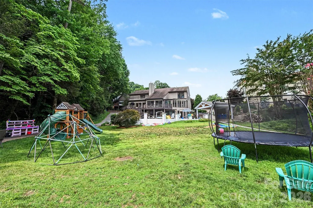 4444 3rd Street Lane NW Hickory NC 28601