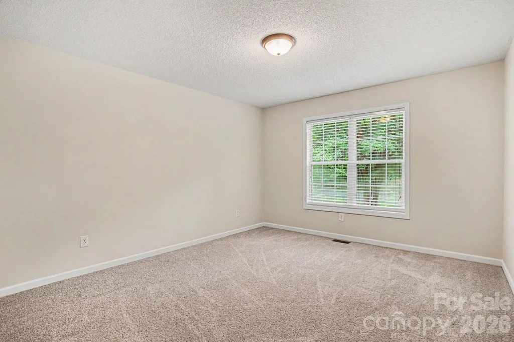 2466 Wilderness Lane Lenoir NC 28645
