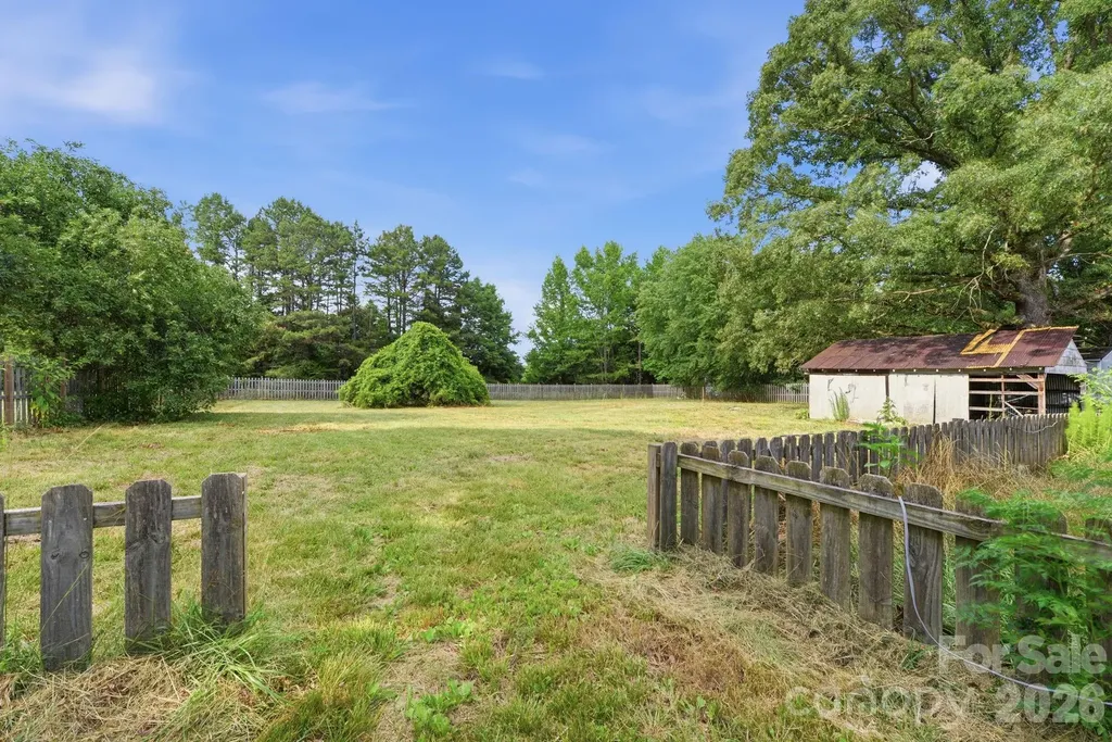 1561 Ostwalt Amity Road Cleveland NC 27013