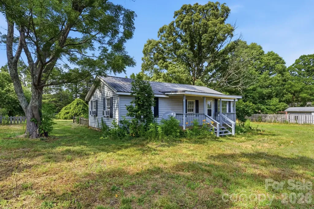 1561 Ostwalt Amity Road Cleveland NC 27013