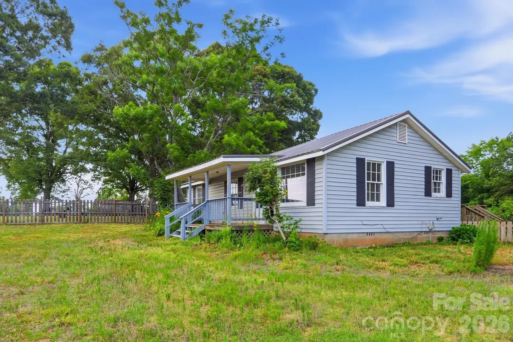 1561 Ostwalt Amity Road Cleveland NC 27013