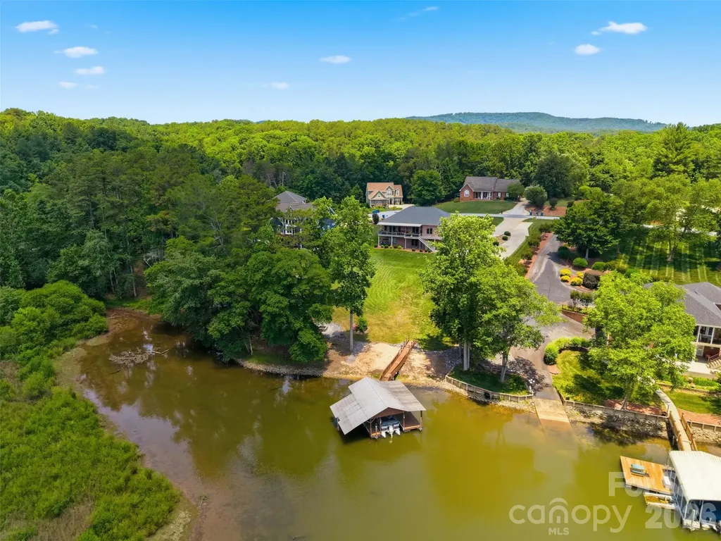 495 Windsor Drive Taylorsville NC 28681