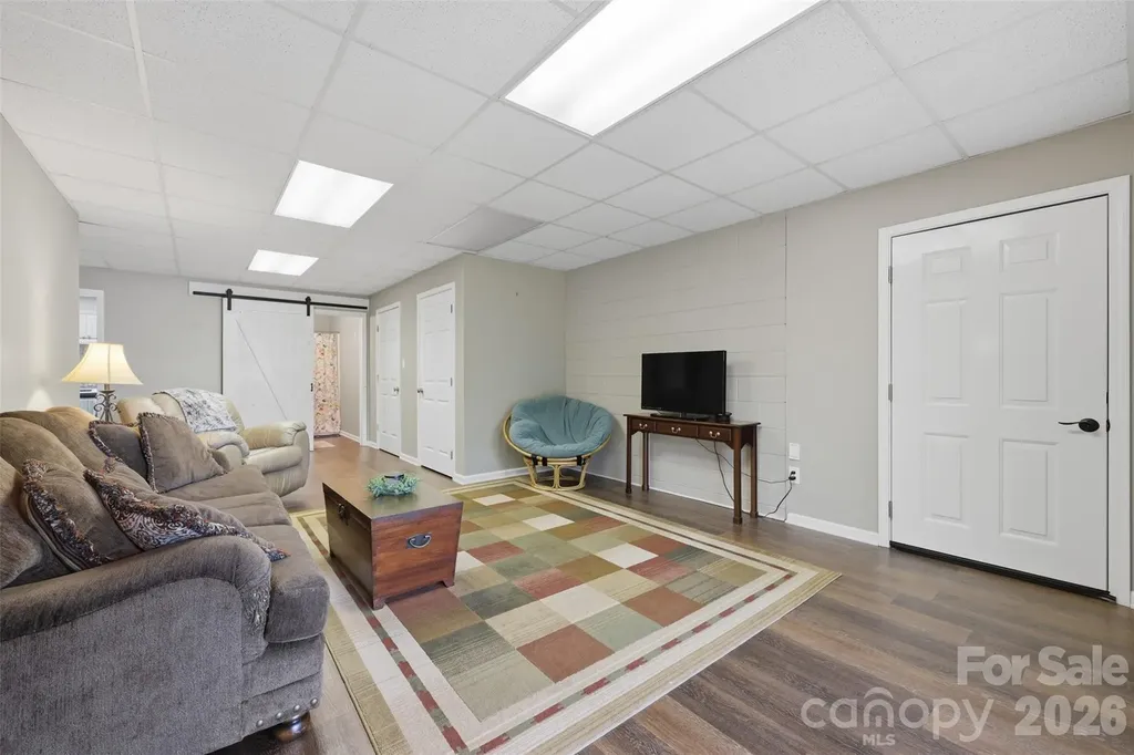 495 Windsor Drive Taylorsville NC 28681