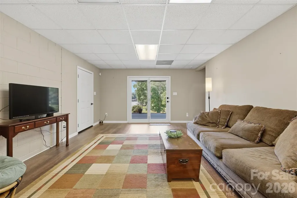 495 Windsor Drive Taylorsville NC 28681
