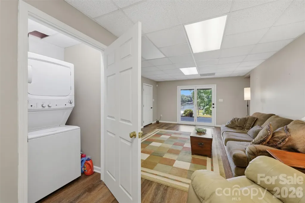 495 Windsor Drive Taylorsville NC 28681