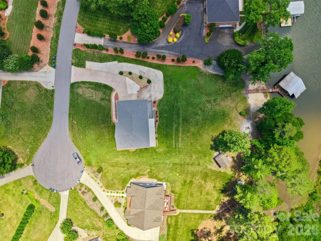 495 Windsor Drive Taylorsville NC 28681