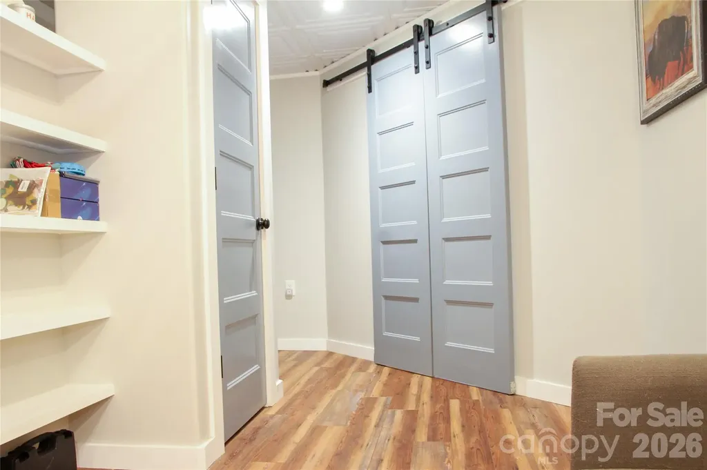 7947 Lakeview Drive Denver NC 28037