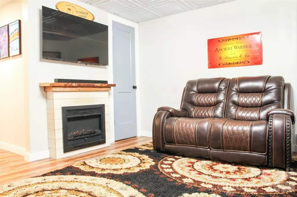 7947 Lakeview Drive Denver NC 28037