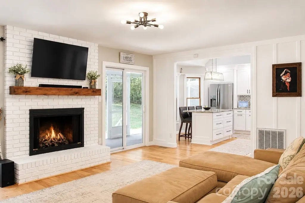 7947 Lakeview Drive Denver NC 28037