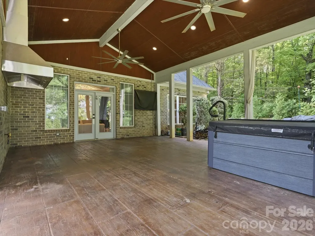 9831 Minnie Lemmond Lane Charlotte NC 28227