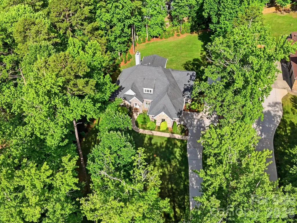 9831 Minnie Lemmond Lane Charlotte NC 28227