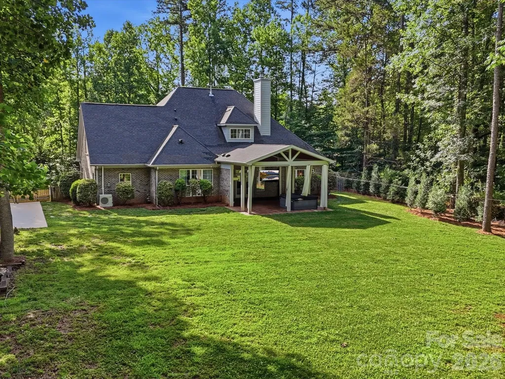 9831 Minnie Lemmond Lane Charlotte NC 28227