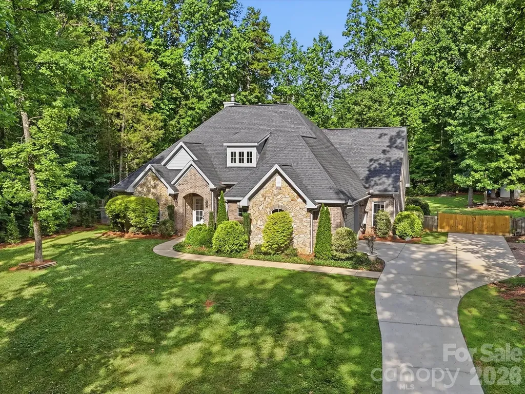 9831 Minnie Lemmond Lane Charlotte NC 28227