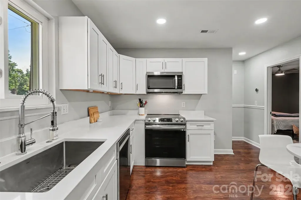 6008 Trysting Road Charlotte NC 28227
