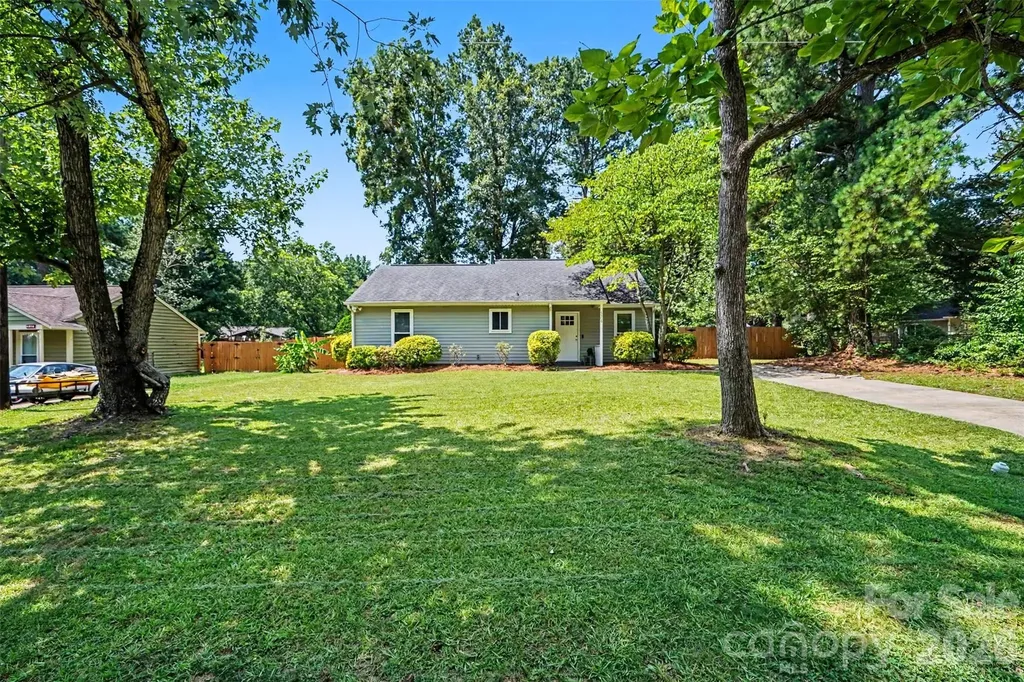 6008 Trysting Road Charlotte NC 28227