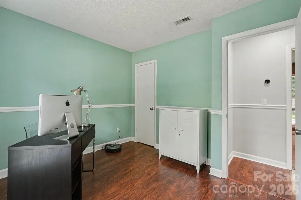 6008 Trysting Road Charlotte NC 28227