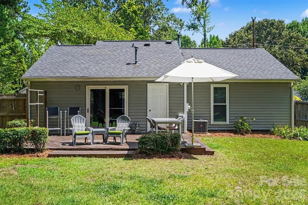 6008 Trysting Road Charlotte NC 28227