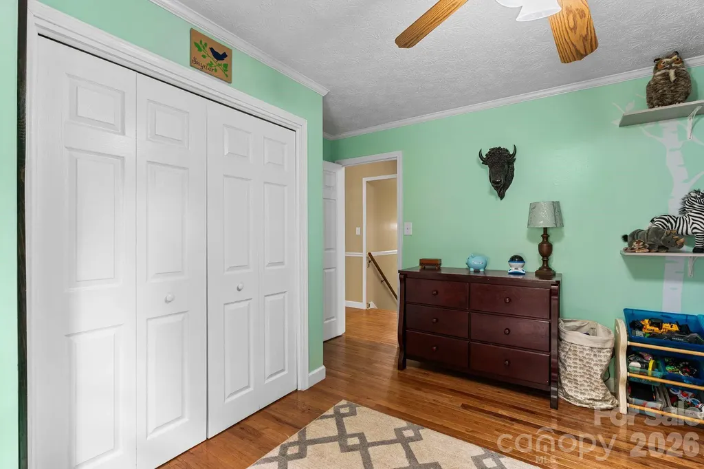 33 Coffey Circle Asheville NC 28806