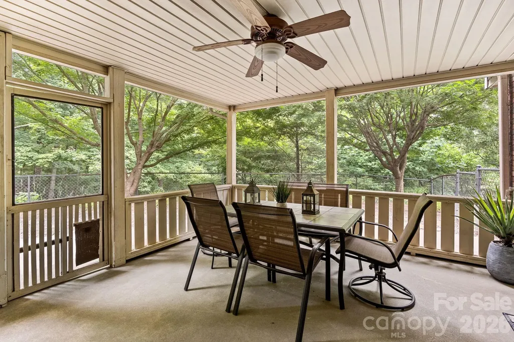 33 Coffey Circle Asheville NC 28806