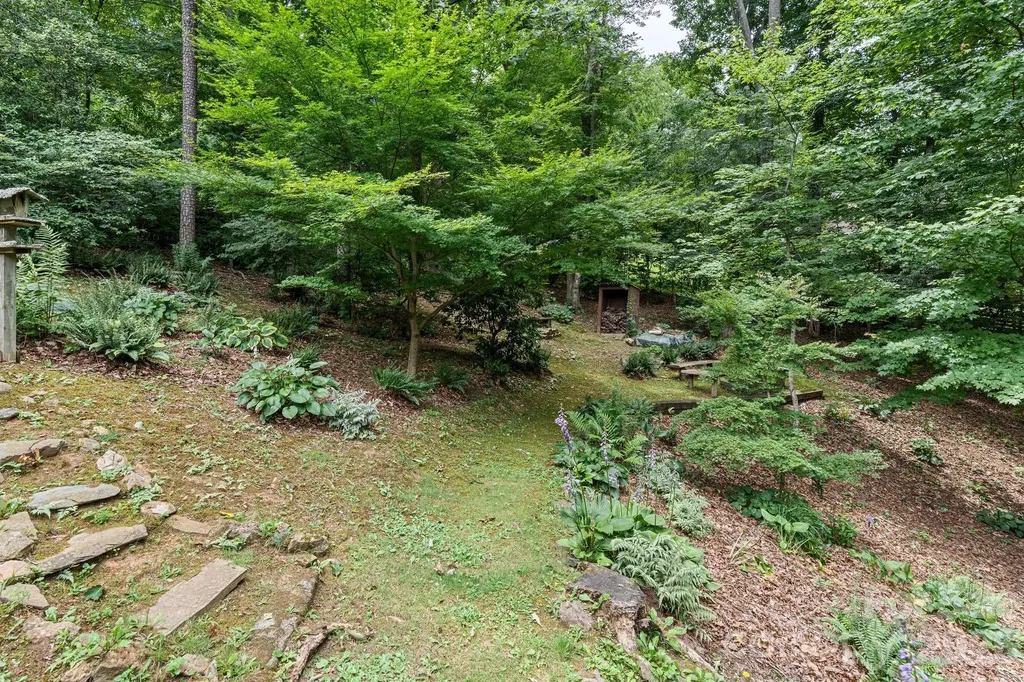 33 Coffey Circle Asheville NC 28806