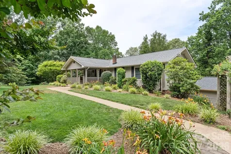 33 Coffey Circle Asheville NC 28806