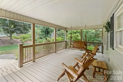 33 Coffey Circle Asheville NC 28806