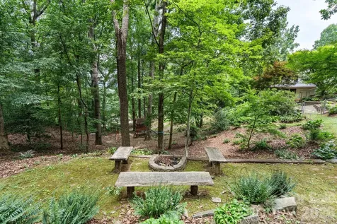 33 Coffey Circle Asheville NC 28806