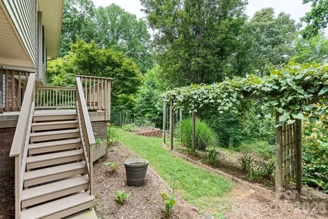 33 Coffey Circle Asheville NC 28806