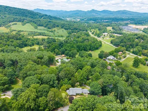 33 Coffey Circle Asheville NC 28806