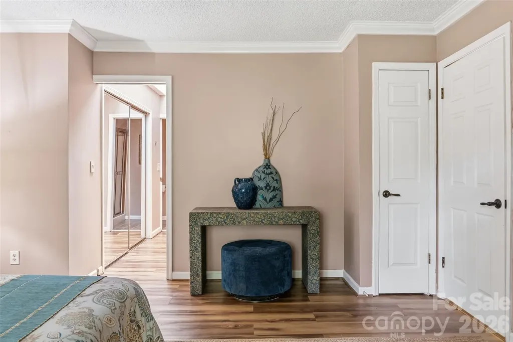 16 Canterbury Drive Arden NC 28704