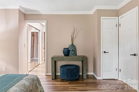 16 Canterbury Drive Arden NC 28704