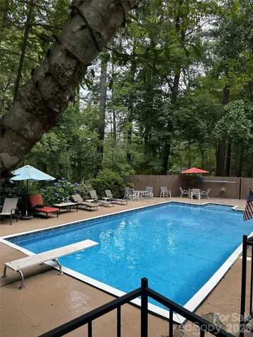 16 Canterbury Drive Arden NC 28704