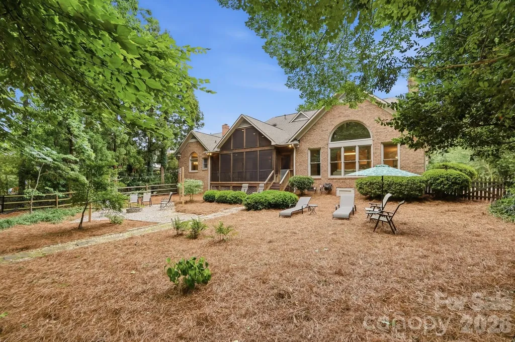 13101 Darby Chase Drive Charlotte NC 28277