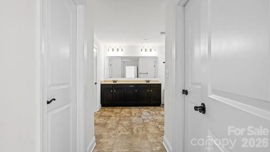 7235 Barefoot Forest Drive Charlotte NC 28269