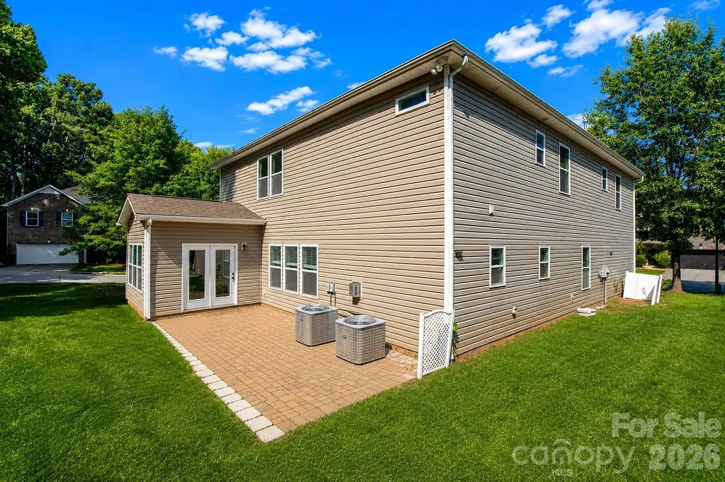 7235 Barefoot Forest Drive Charlotte NC 28269