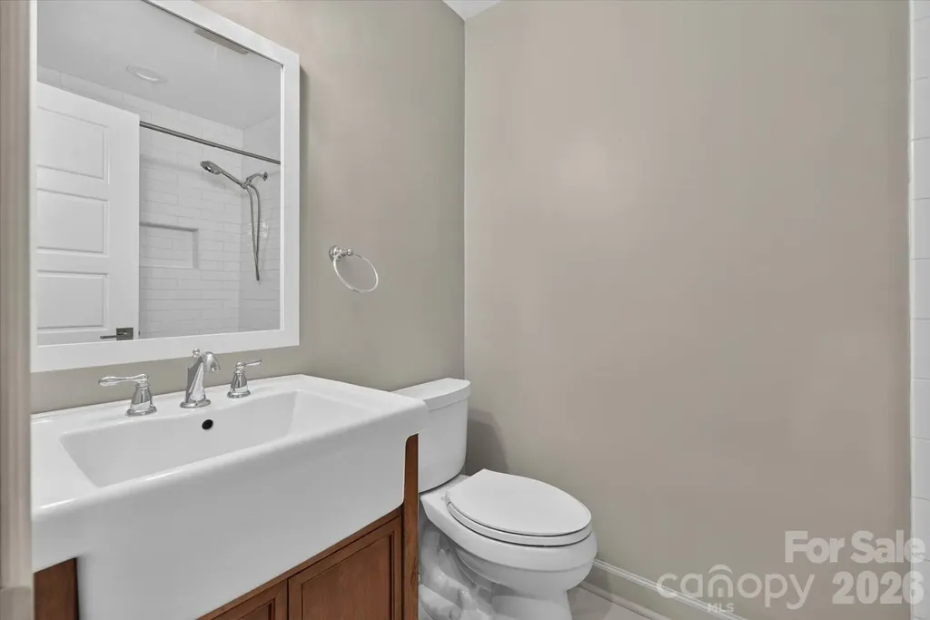5201 Glenham Drive Charlotte NC 28210