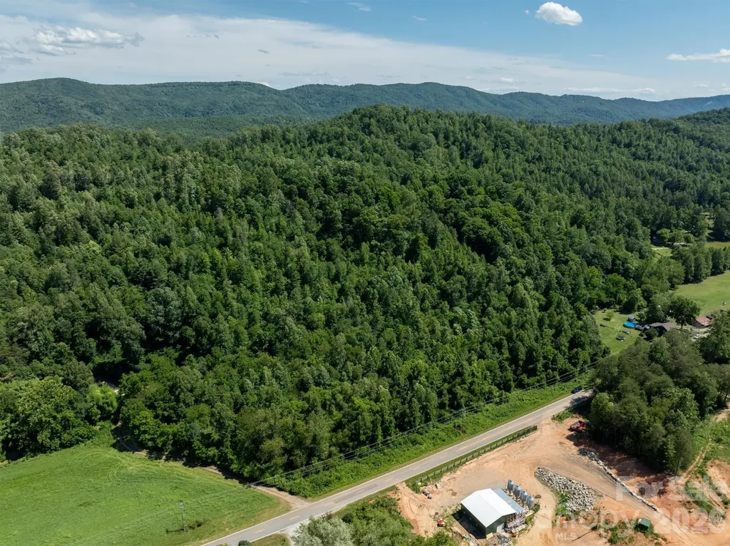 Tbd Blue Creek Road Lenoir NC 28645