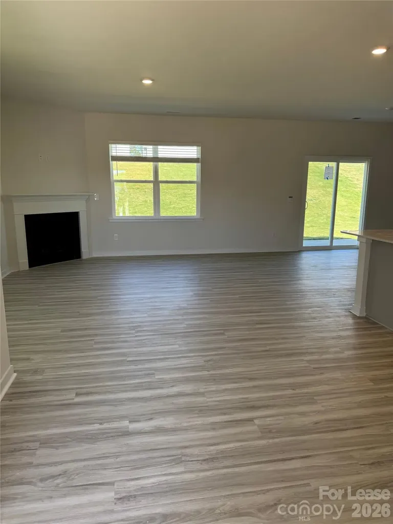 647 13th Avenue Drive NE Hickory NC 28601