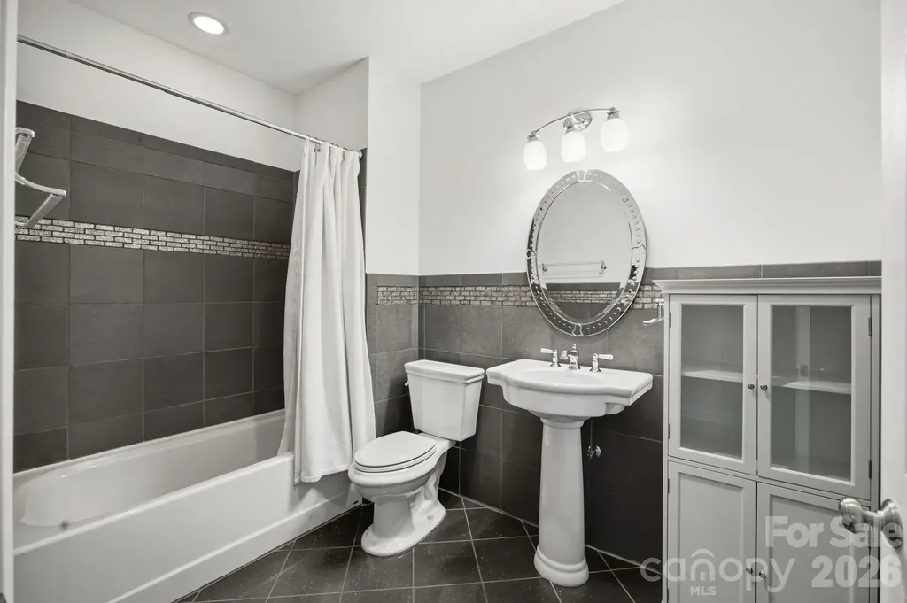 18009 Kings Point Drive Cornelius NC 28031