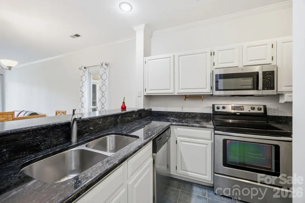 18009 Kings Point Drive Cornelius NC 28031