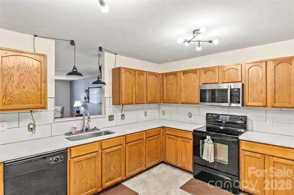 1143 Adirondak Drive Gastonia NC 28052