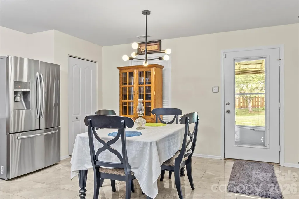 1143 Adirondak Drive Gastonia NC 28052