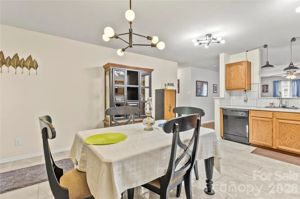 1143 Adirondak Drive Gastonia NC 28052