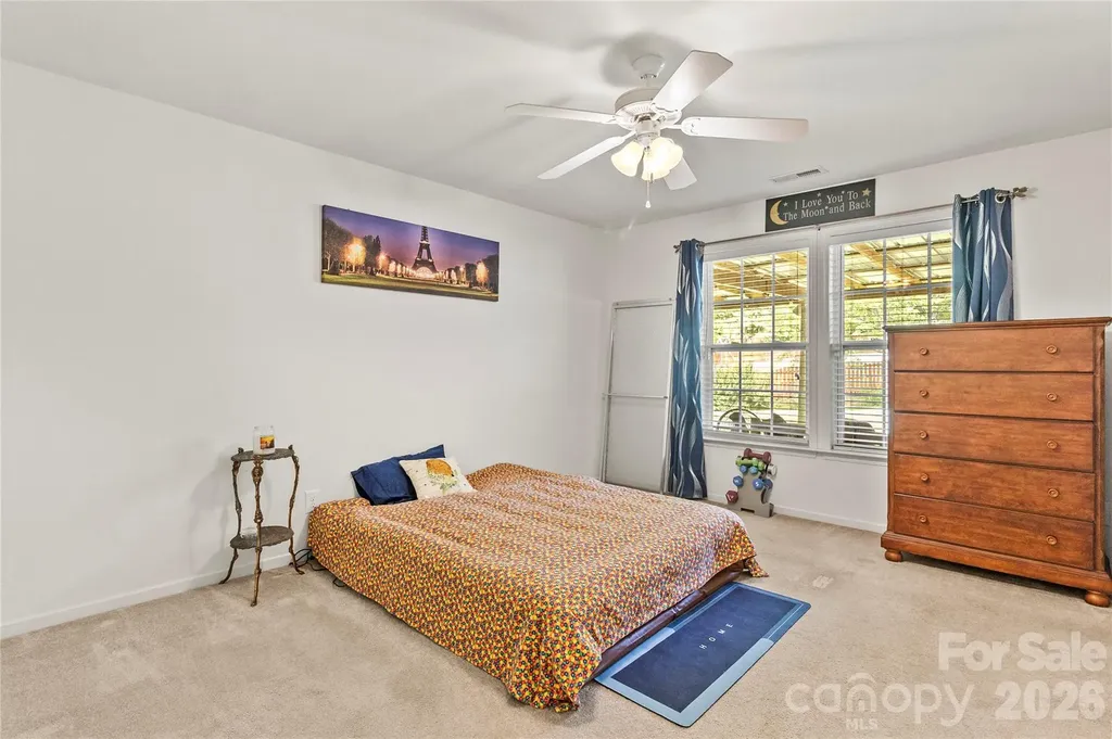 1143 Adirondak Drive Gastonia NC 28052